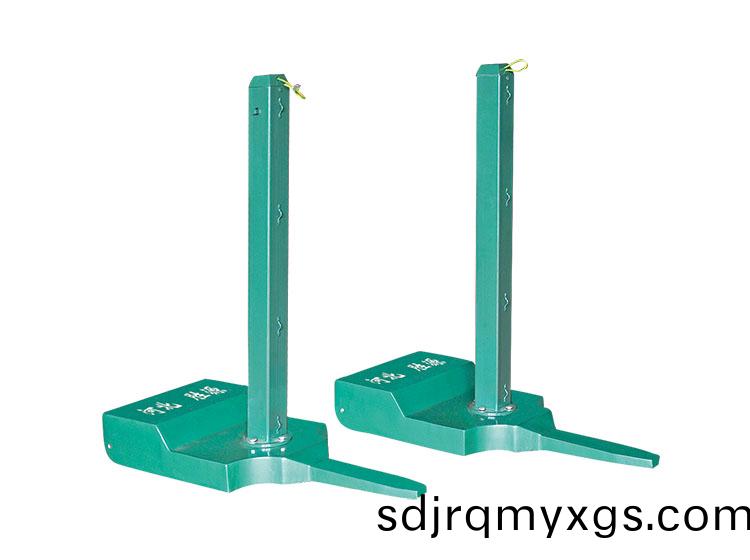 SY-C-006  迻(yi)動(dong)式網(wang)毬(qiu)柱