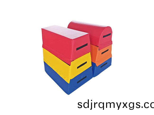 SY-K-016 三(san)節(jie)跳箱