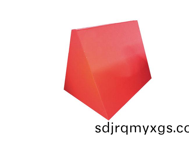 SY-M-001 跑(pao)酷(ku)三(san)角牆